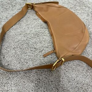 Madewell Elegant Tan Leather Shoulder Bag